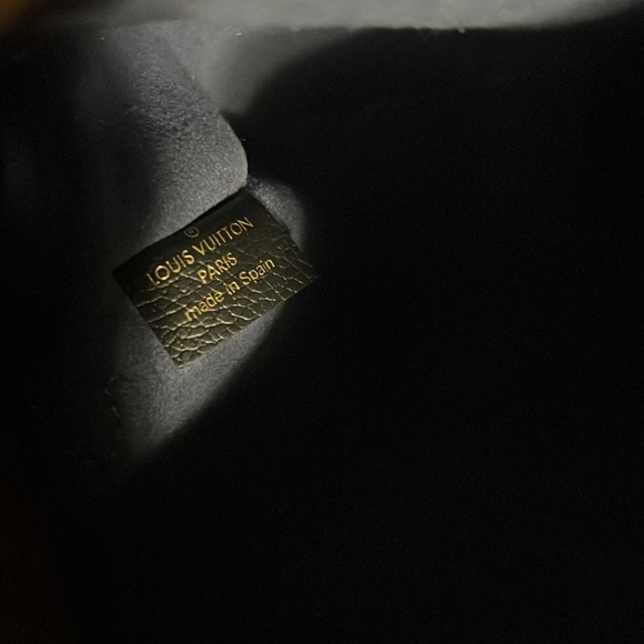 Authentic!! Louis Vuitton Wristlet in very good condition. Reposhing item - Picture 5 of 5